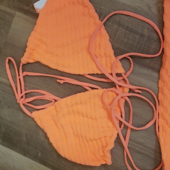 Sale! 🧡Good American bikini set - Picture 2 of 8